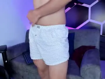 matheosoler — Enjoy my precum #bigcock #young #bigass #uncut #cum [129 tokens remaining]