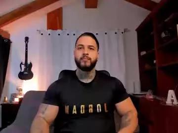 Freechat max_dic1 on Chaturbate