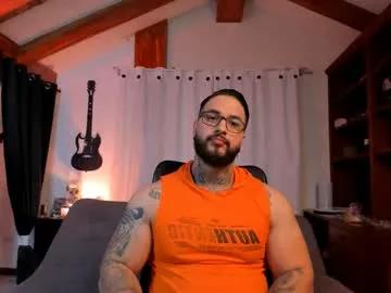 Freechat max_dic1 on Chaturbate