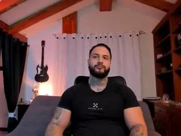 Freechat max_dic1 on Chaturbate