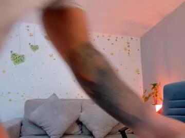 Freechat max_dic1 on Chaturbate