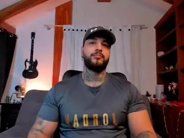 Freechat max_dic1 on Chaturbate