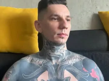 Freechat max_reaves on Chaturbate