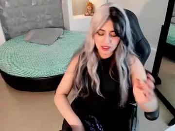 Explore Maya_rivers, she wants to masturbate for you maya_rivers from Chaturbate