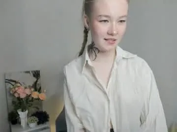 melodievejar on Chaturbate