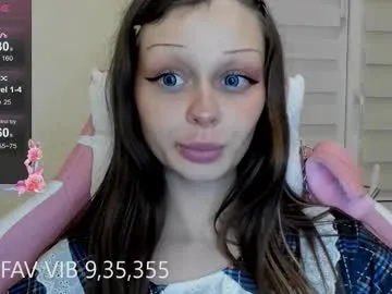 melonipinkbb on Chaturbate