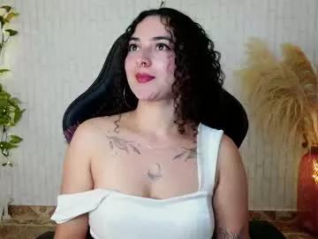 merida_bell18 on Chaturbate