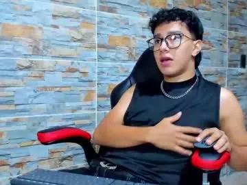 Watch Chaturbate's Mexwilliams mexwilliams from Chaturbate