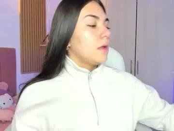 mia_nevaeh from Chaturbate