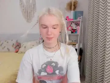 mia_waterlily — Sweet finger in tight ass [498 tokens left] #new #18 #anal #squirt #teen