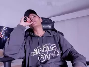 Freechat michael_vidal on Chaturbate