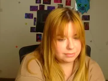 midnightmariana — GOAL: change clothes [392 tokens remaining] good to see you, let's have some fun #young #cute #shy #bigboobs #natural