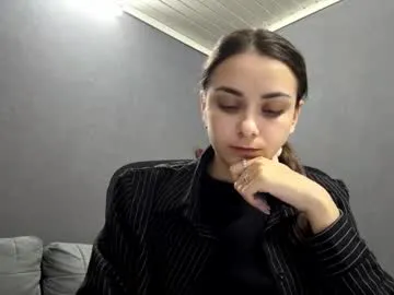 mikajessie — GOAL: make me happy. Hello my name is Kate, welcome to my room today is my 2nd day #18 #new #teen #skinny #shy [5 tokens remaining]