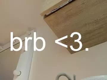 Freechat mikeyvioleta on Chaturbate