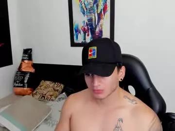 Freechat mikke_love on Chaturbate