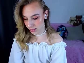 Freechat miraraid on Chaturbate