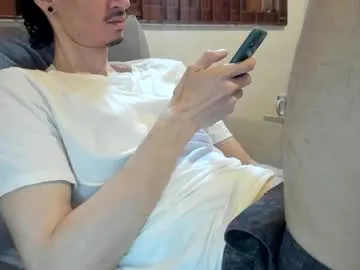 moderdelier on Chaturbate