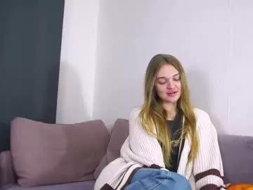 Freechat moirawenzinger on Chaturbate