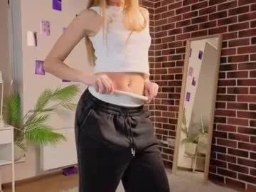 Freechat moirawenzinger on Chaturbate