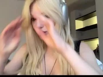 Freechat mollycodle on Chaturbate