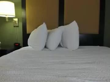 mromg007 on Chaturbate