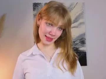 Freechat myismira on Chaturbate