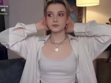 nakishacroshaw from Chaturbate