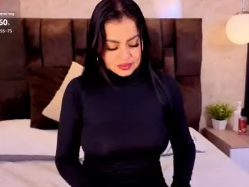 naomy_smithx on Chaturbate