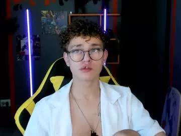 Discover Chaturbate's Nathan_curl nathan_curl from Chaturbate