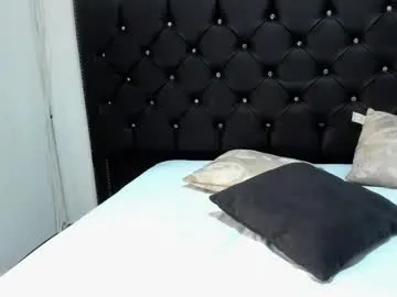 nathanbrookss on Chaturbate