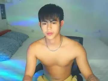 naughtyboylouie on Chaturbate