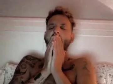 naughtynortherners on Chaturbate