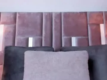 nia_bunny — GOAL: massage your pretty tits Nia  Welcome to my room #natural #bigass #deepThroat #latina #twerking