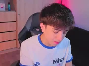 Freechat nicoisonline on Chaturbate