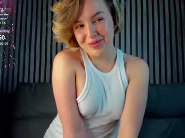 nikki_kai on Chaturbate 