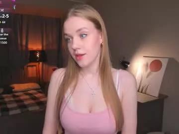 Try slutty camslut Normaemans normaemans from Chaturbate