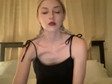 noscandal — Finishing Frankenstein ~ no bra #cute #blonde #petite #natural [0 tokens remaining]