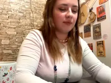 nylatrenbeath on Chaturbate