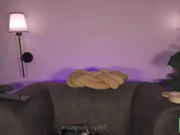 Freechat nyx_97 on Chaturbate