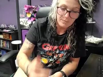 Freechat oddywithabody on Chaturbate