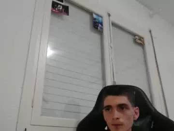 ofsolovicio from Chaturbate