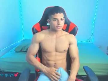 oliver_thompsson on Chaturbate
