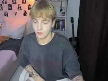 Freechat olivertasty on Chaturbate