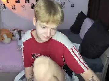 Freechat olivertasty on Chaturbate