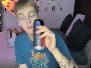 Freechat olivertasty on Chaturbate