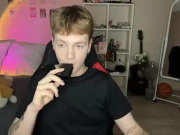 Freechat olivertasty on Chaturbate