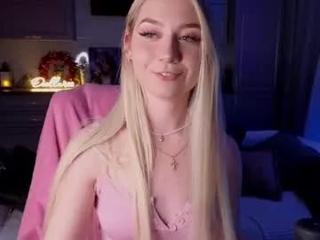Freechat owlluree on Chaturbate