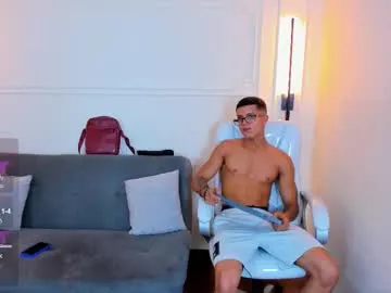 paradise_boy_s on Chaturbate