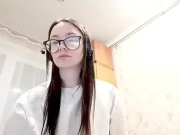 paulitashbi — Goal:  Turn my cute small to camera and wiggle.   Hi I'm Aria and I'm #new at CB ! Welcome! #shy #18 #daddysgirl #petite [5 tokens remaining]