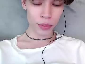 pawclaw on Chaturbate